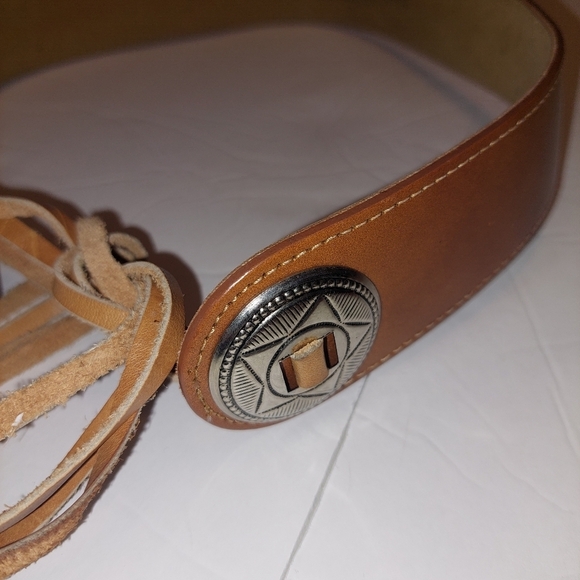 Womens Western Leather Belt with Leather Tassels that tie. SIZE 27/29 - Picture 2 of 8